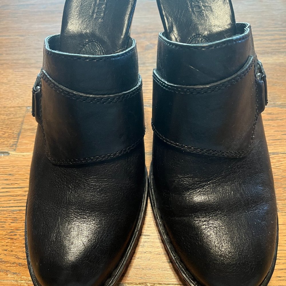 Born Leather Slip on mules
